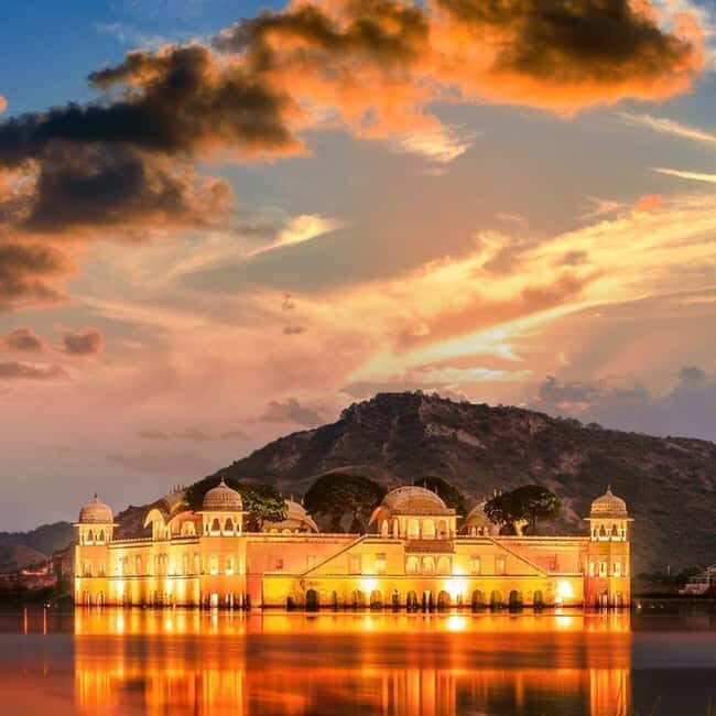 Delhi to Jaipur: Private Full-Day Guided City Highlights - What Makes This Tour Stand Out?