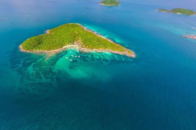 Discover 3 islands of Phu Quoc by boat - What Makes This Tour Stand Out?