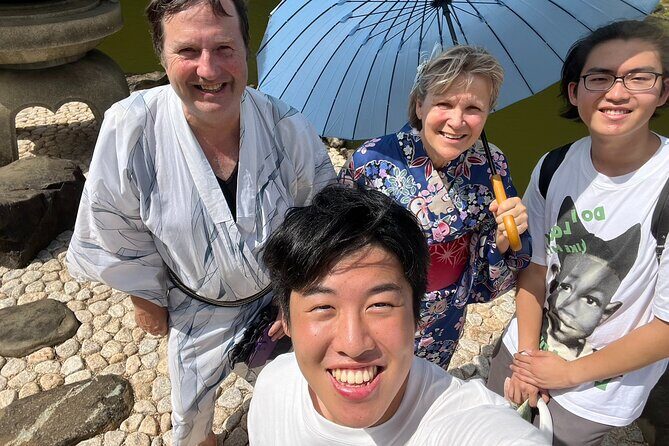 Discover the History of Shinjuku Gyoen Private Walking Tour - Who Should Consider This Tour?