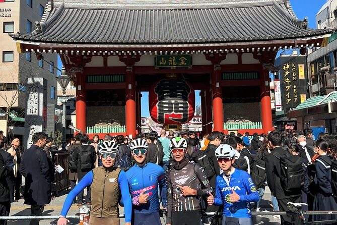 English/Italian guided cycling tour in Tokyo(with a rental bike) - Exploring Tokyo by Bicycle: A Practical and Authentic Approach