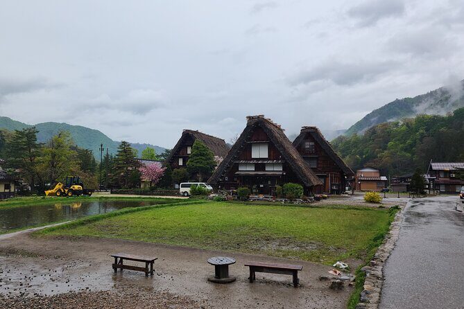 ENGLISH SPEAKING GUIDE - Private Half-Day Tour to Shirakawago - Why This Tour Offers Great Value