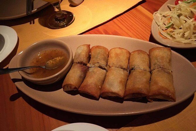 Evening Thai Dinner and Huangpu River Cruise in Shanghai - An In-Depth Look at the Experience