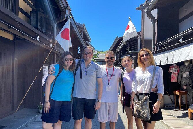 EXPERIENCE TAKAYAMA OLD TOWN 30 MINUTES walk - Who Should Consider This Tour?