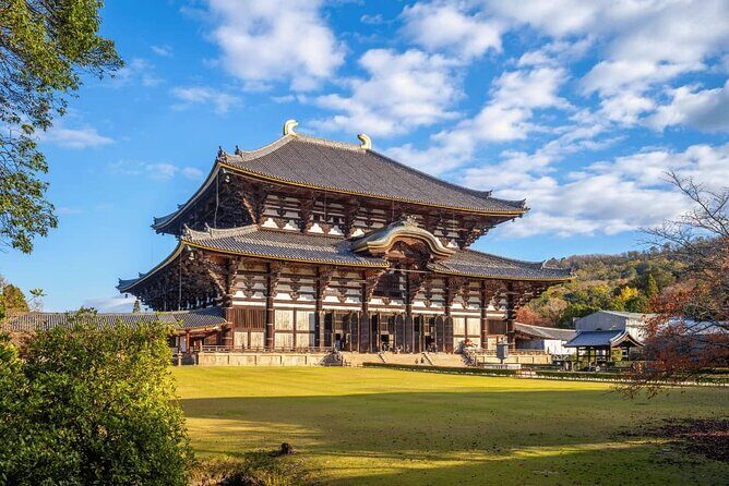 Experience the Wonders of Japan in One Day - Exploring Japan in a Single Day: An In-Depth Review