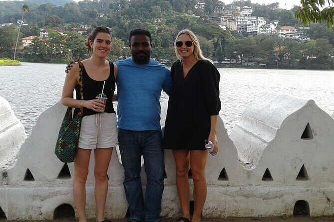 Explore Kandy Full Day Tuk Tuk City Tour - Who Should Consider This Tour?