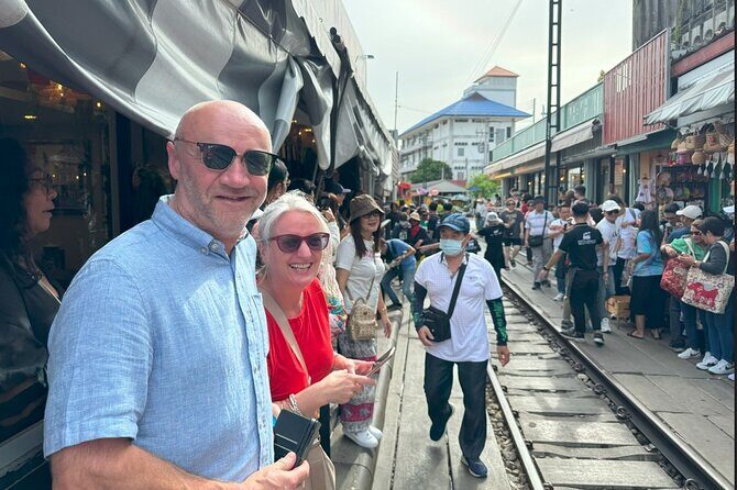 Floating Market and Railway Market Private Tour VIP Transport - FAQ