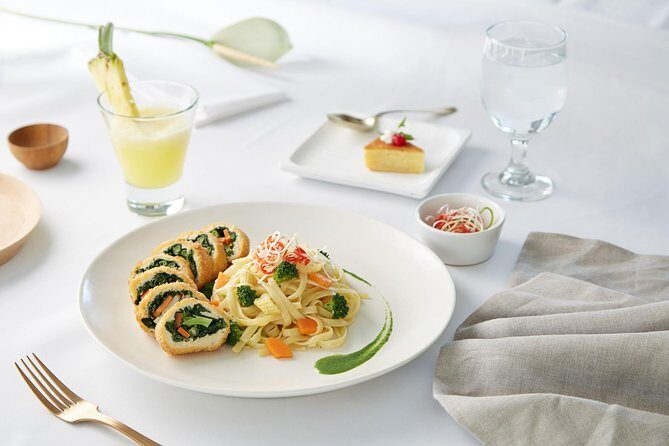 Forest Dining at Tree Deck overlooking lush valley of Ubud - A Closer Look at the Forest Dining Experience