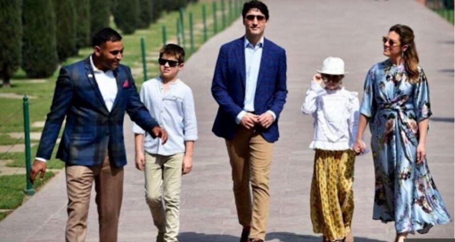 From Banglore: Private All-Inclusive Guided Day Trip to Agra - The Experience: What Makes It Special