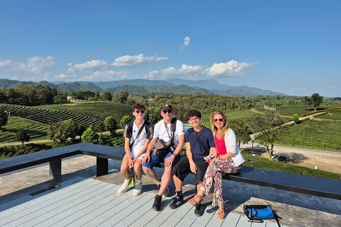 From Chiang Rai: 7 wonder Full-Day Tour and Thai Buffet lunch - Transportation and Group Size