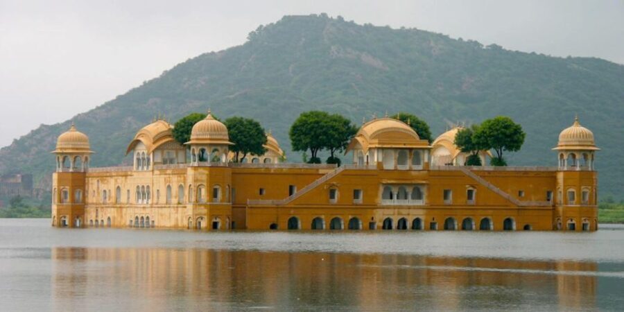 From Delhi: Jaipur one day tour package by car - An In-Depth Look at the Jaipur Day Tour from Delhi