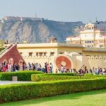 From Delhi: Jaipur Private Guided Day Tour - Arrival in Jaipur: The First Stop at Amber Fort