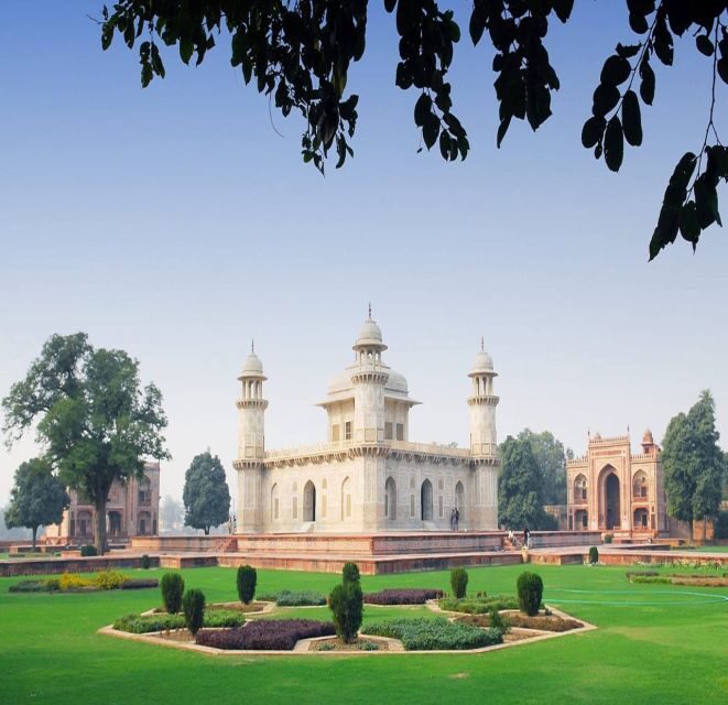 From Delhi: Private 2-Day Golden Triangle Agra & Jaipur Tour