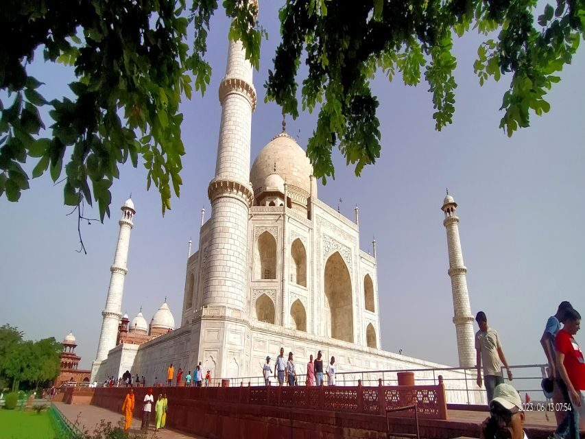 From Delhi: Private Agra Day Tour with Fatehpur Sikri by Car - Worth Noting