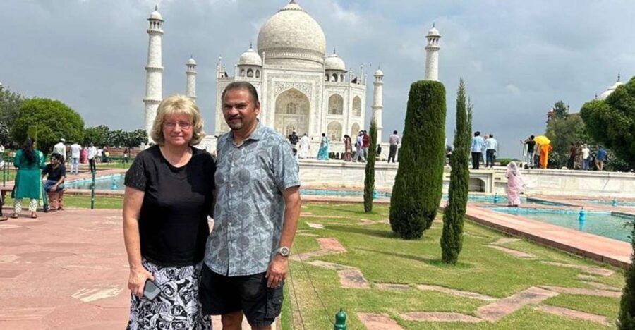 From Delhi: Same Day Taj Mahal Tour With Traditional Dress - What This Tour Means for You