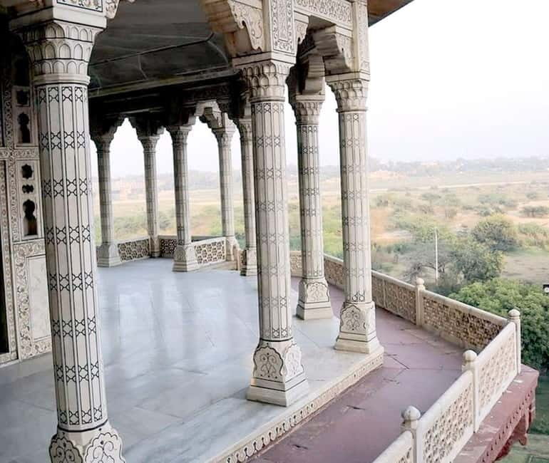 From Delhi: Taj Mahal Agra & Mathura Vrindavan Day Tour - Value and Practicality