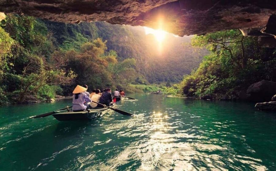 From Hanoi: Trang An eco-tourism - Hoa Lu ancient & Mua Cave - Who Will Love This Tour?