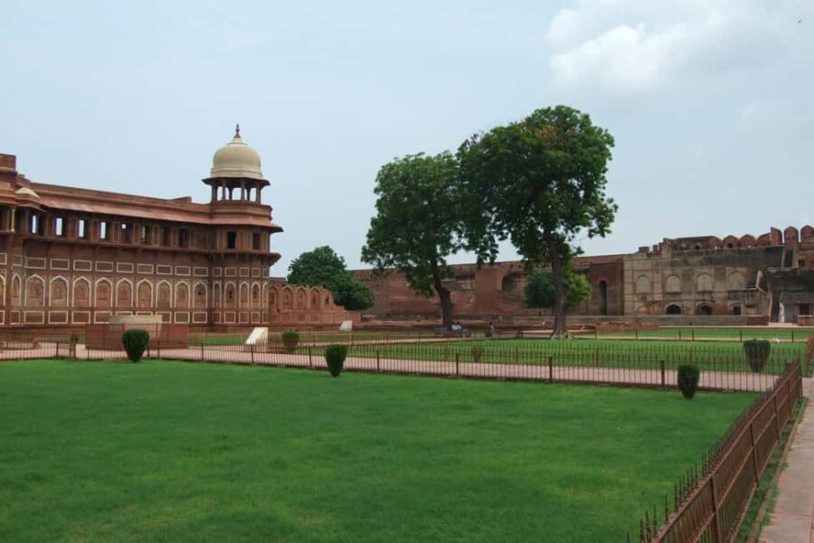 From Jaipur: Taj Mahal and Agra Fort Tour By Car - A Closer Look at the Itinerary and Experience