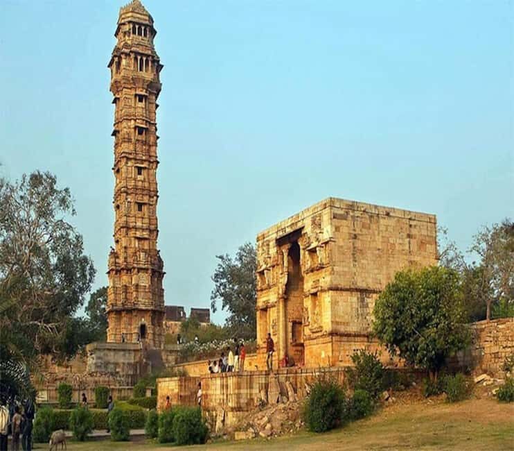 From Pushkar: Chittorgarh Fort Day Trip with Transfers - The Journey Begins: Pushkar to Chittorgarh