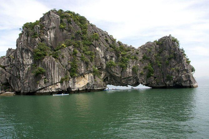 Full-Day Halong Bay Tour Including Kayaking from Hanoi - The Experience and Its Strengths
