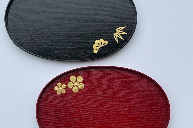 Gold Leaf Crafting in Higashi Chayagai, Kanazawa - Discovering Kanazawas Gold Leaf Tradition