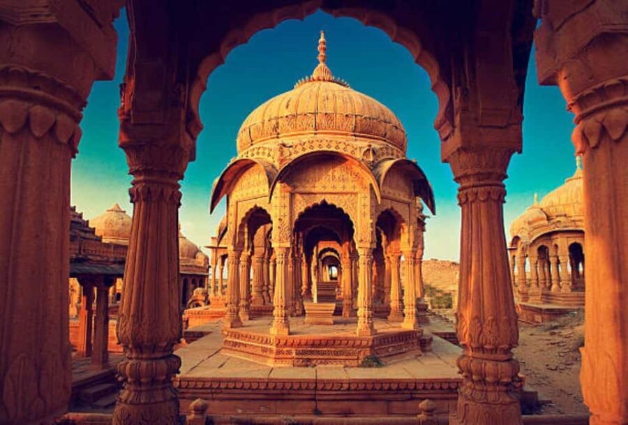 Golden Sands of Jaisalmer: 2-Day Tour from Delhi by Car - Day 2: Desert Dunes and Cultural Encounters