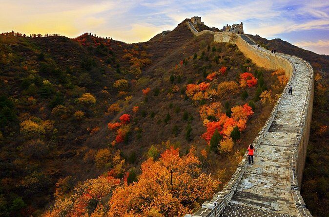 Group Coach Day Tour to Gubei Water Town and Simatai Great Wall - A Deep Dive into Your Day of Discoveries