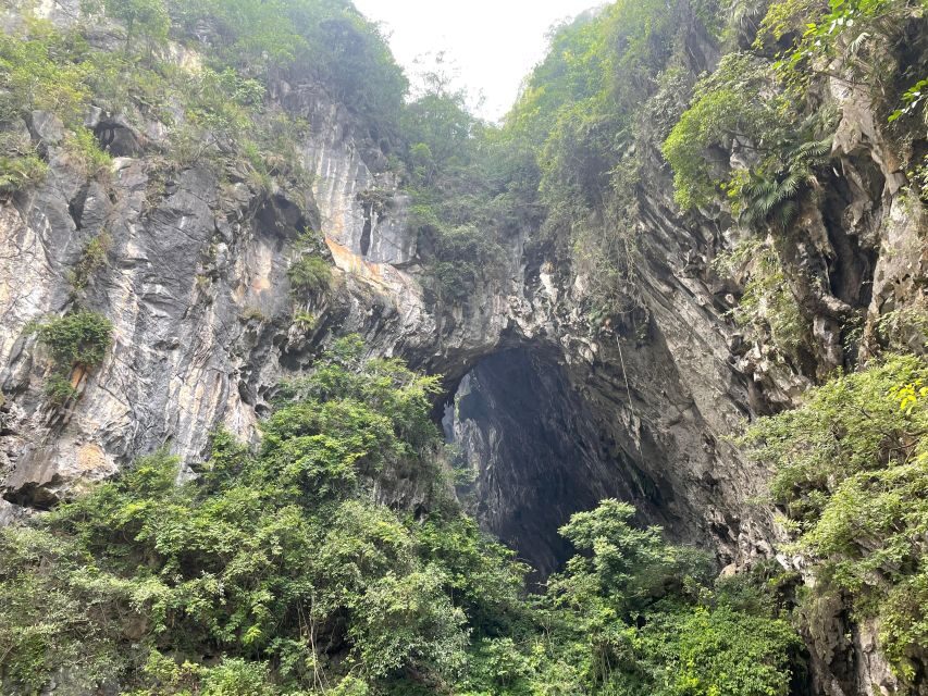 Guangzhou to Gulong Canyon and Cave Fairland PRI Day Tour - FAQ