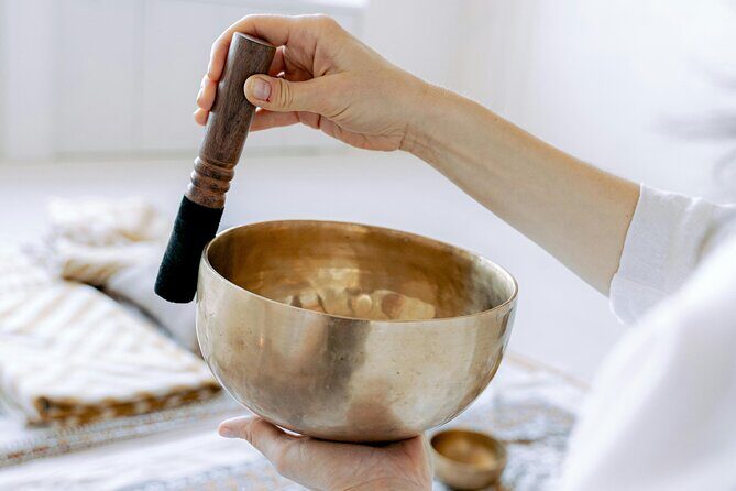 Guided Himalayan Singing Bowl Meditation for Stress Relief - Who Will Love This Experience?