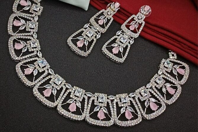 Guided Shopping Tour In Mumbai - Who Should Take This Tour?