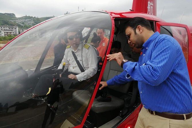 Guilin Yangshuo Helicopter and Sightseeing Private Day Tour - A Closer Look at the Helicopter Experience in Guilin and Yangshuo