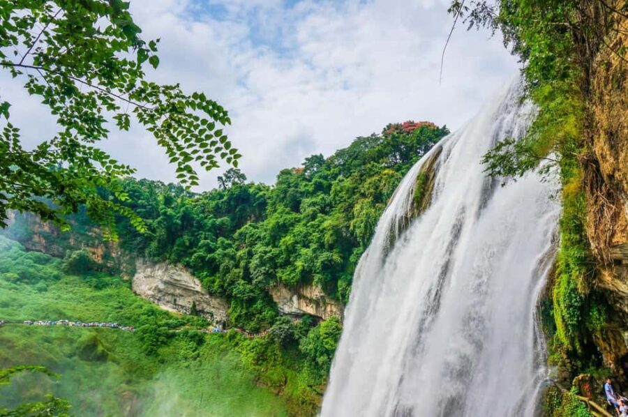 Guiyang: Huangguoshu Waterfall Private Day Trip - A Deep Dive into the Tour Experience