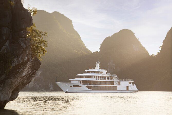 Ha Long Bay Luxury Cruise by Sea Octopus from Hanoi by Expressway - Why This Tour Is Worth Considering