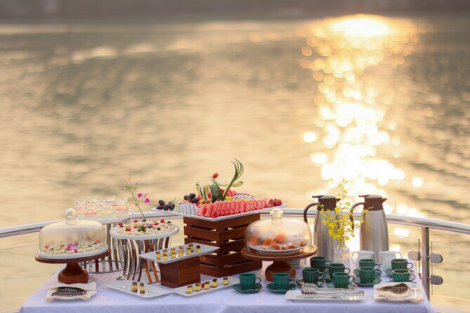 Ha Long Bay Symphony: Luxurious Day Cruise with Delectable Lunch - Deep Dive into the Experience