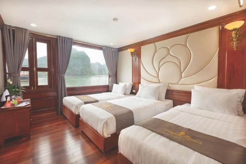 Halong Bay 4 Luxury Cruise & Ninh Binh Tour 3D2N from Hanoi - The Cruise Experience: Comfort, Views, and Activities