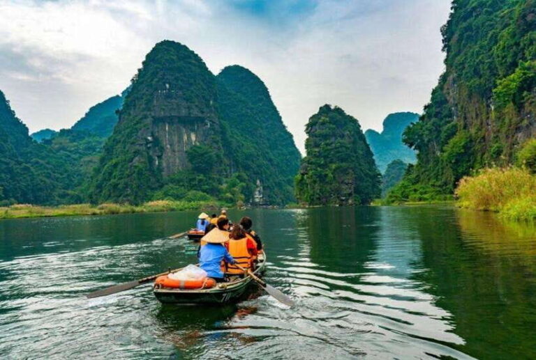 Hanoi: 1-Day Ninh Binh, Tam Coc/Trang An, Hoa Lu & Mua Caves - Authenticity, Value, and Practical Tips