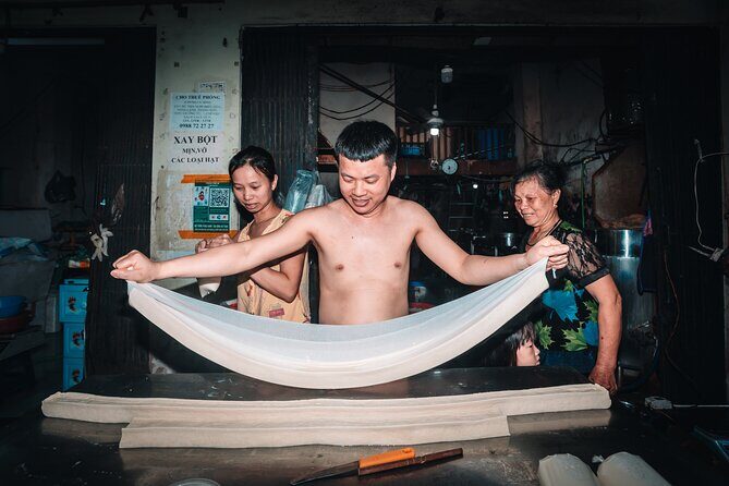 Hanoi Dawn Private Food Tour with 10+ Tastings - The Full Experience: What to Expect from the Hanoi Dawn Food Tour