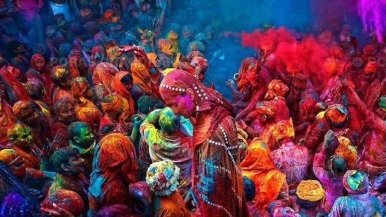 Holi Celebrations in Jaipur: An Unforgettable Experience. - Experiencing Holi: The Heart of the Tour