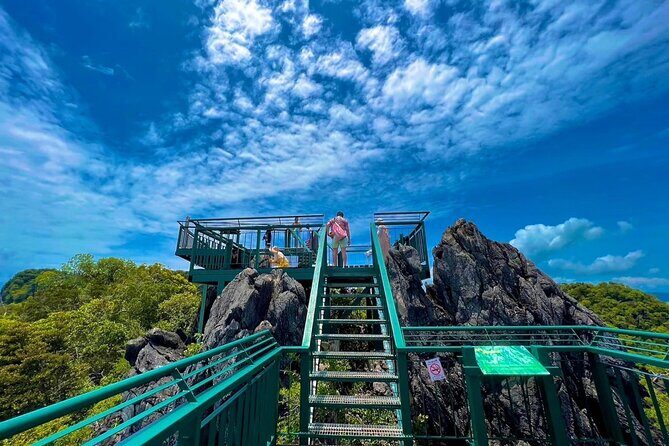 Hong Islands Trip Premium Speedboat from Krabi - Authentic Experiences and Traveler Feedback