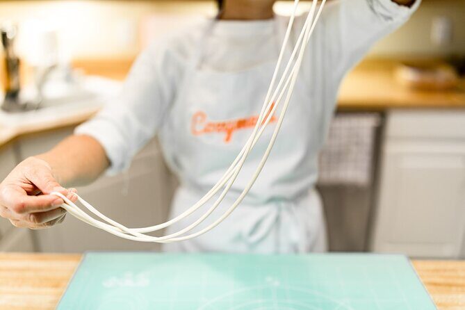 Hong Kong Style Noodles Cooking Class (Includes 4-Course Meal) - Who Will Love This Class?