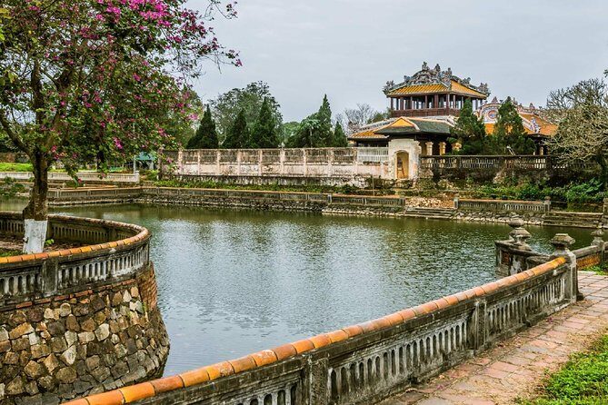 Hue Imperial City & Hai Van Pass Small Group Tour from Da Nang Full Day - Who Should Consider This Tour?