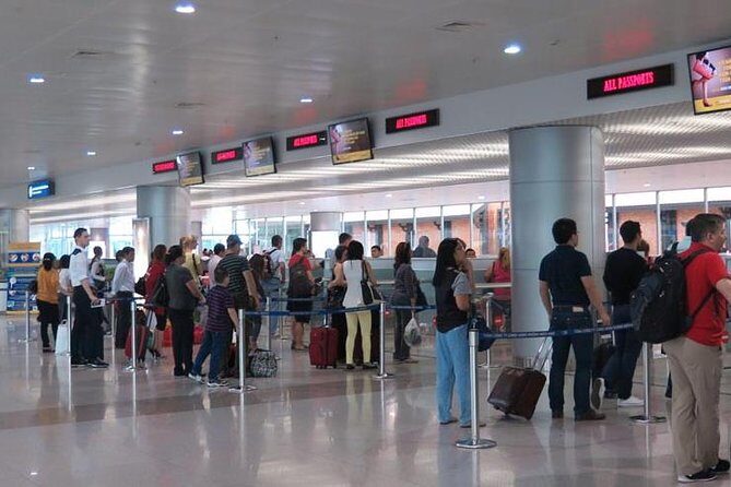 Hue to Da Nang/ Hoi An or vice versa by private taxi. - From Hue to Da Nang or Hoi An by Private Taxi: An Honest Take