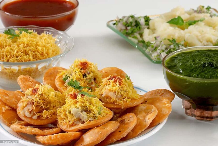 Hyderabad: Street Food Walking Tour with 7+ Tastings - Breaking Down the Itinerary