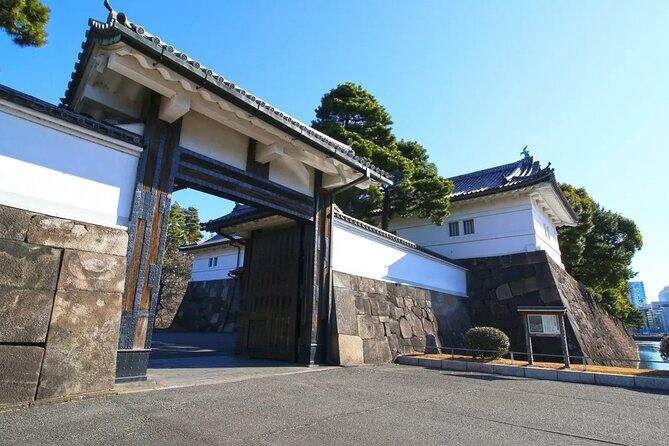 Imperial Palace East Garden Private Tour from Tokyo - The Details: What to Expect from the Imperial Palace East Garden Private Tour