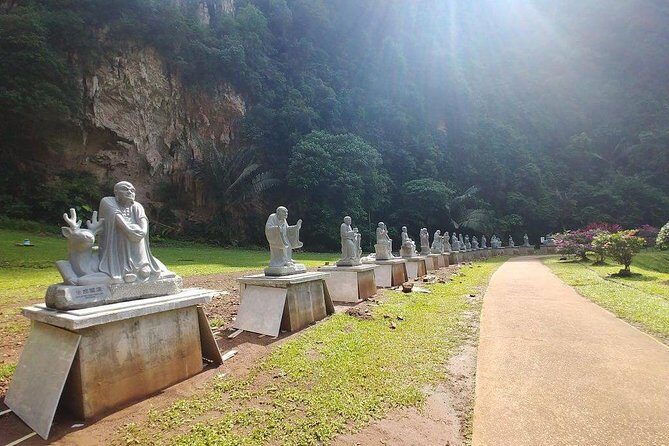 Ipoh City Tour from Kuala Lumpur - Temples, Monuments, and the Local Spirit