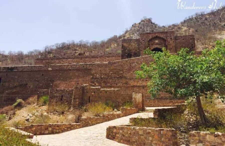 Jaipur: Bhangarh Fort, Chand Baori & Shopping Day Trip - Practical Details and Value