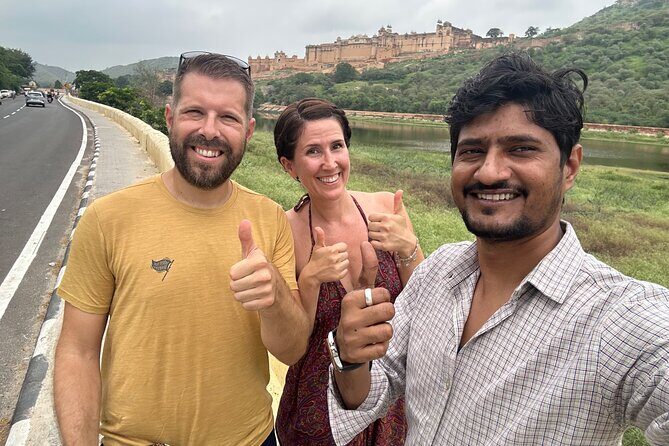 Jaipur Full-Day Private Car Tour with Local Guide & Bazaars - What’s Included & What to Keep in Mind