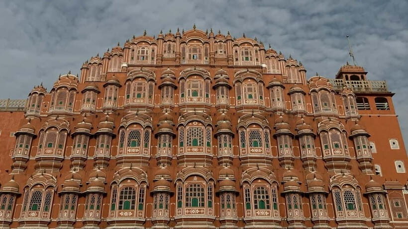 "Jaipur's Living Heritage: A Walk Through Time" - Who Will Appreciate This Tour?