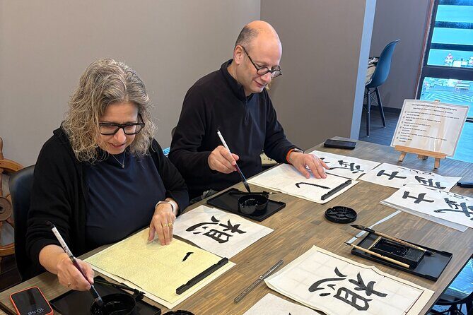 Japanese Calligraphy Experience with a View of Lake Kawaguchi - Who Will Love This?
