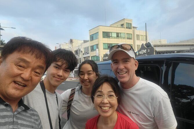 Jeju island Jumbo Taxi Private Tour with Mr.Hong South of Jeju - Who Will Love This Tour?