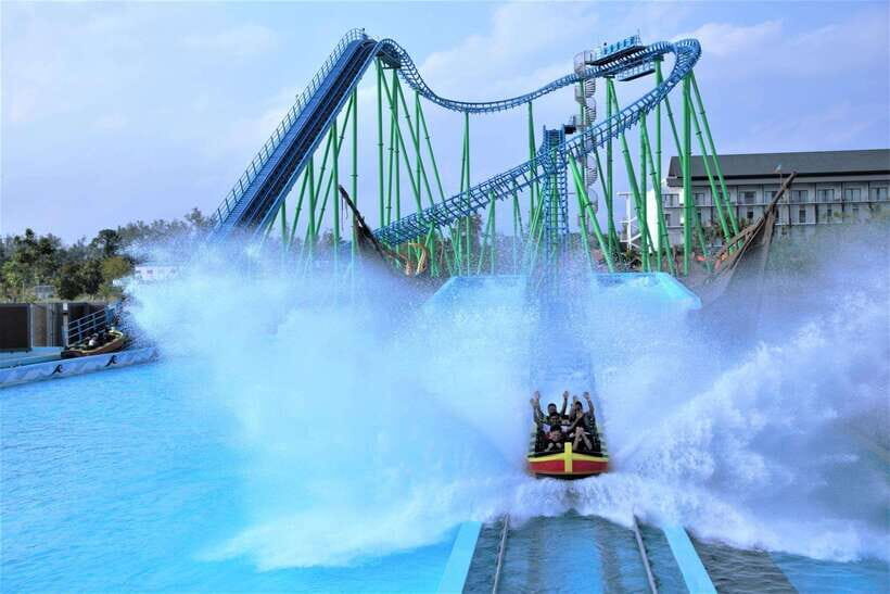 Johor: Adventure Waterpark Desaru Coast Entry Ticket - The Experience: Balancing Excitement and Comfort